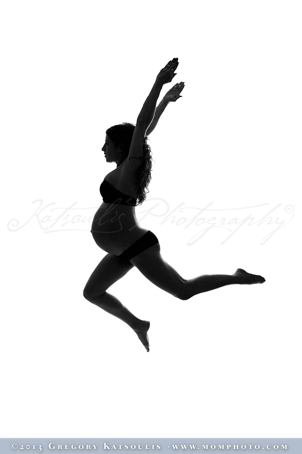 pregnant dancer